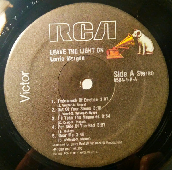 Lorrie Morgan : Leave The Light On (LP, Album)