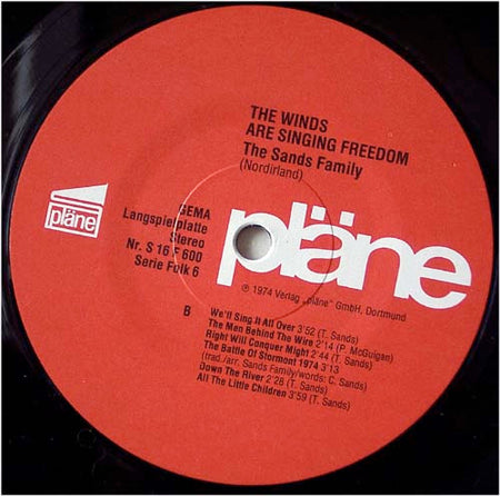 The Sands Family : The Winds Are Singing Freedom (LP)