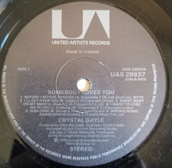 Crystal Gayle : Somebody Loves You (LP, Album)