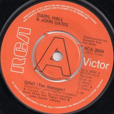 Daryl Hall & John Oates : Gino (The Manager) (7", Single, Promo)