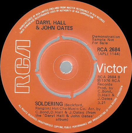 Daryl Hall & John Oates : Gino (The Manager) (7", Single, Promo)
