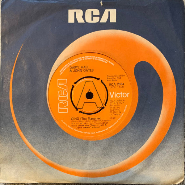 Daryl Hall & John Oates : Gino (The Manager) (7", Single, Promo)