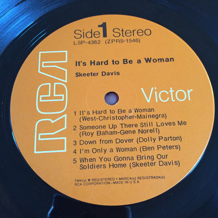 Skeeter Davis : It's Hard To Be A Woman (LP, Album)