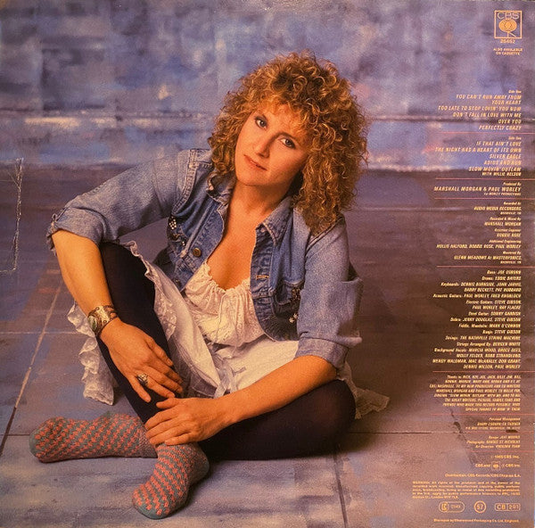 Lacy J. Dalton : Can't Run Away From Your Heart (LP)