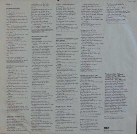 Earl Thomas Conley : Somewhere Between Right And Wrong (LP, Album, Ind)