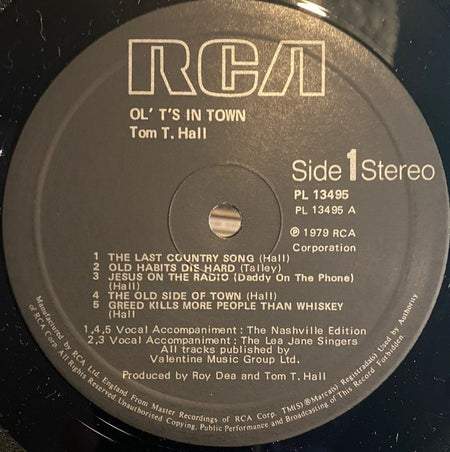 Tom T. Hall : Ol' T's In Town (LP, Album)